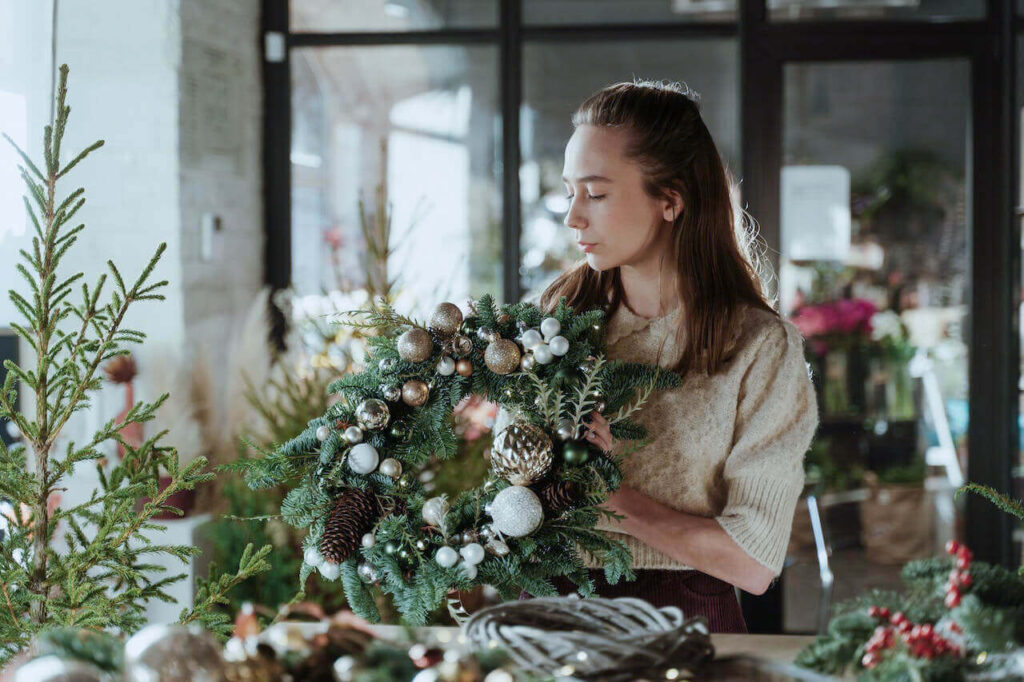 tinkering-winter-solstice-wreaths-22