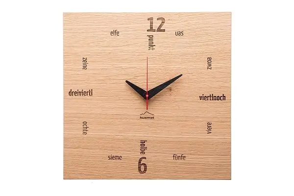 Designer clock 'Kultuhr (oak angular)'